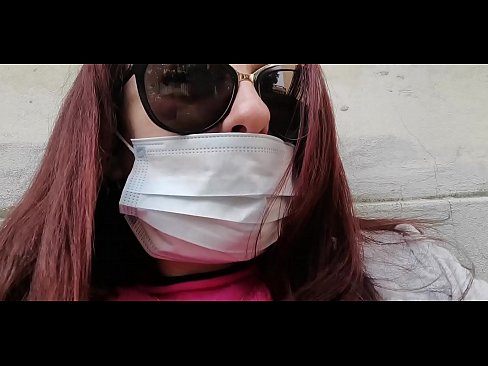❤️ Nicoletta kostaa naapurilleen ja pissaa hänen autotalliinsa (Special Covid19 Italian karanteeni) ❤❌ Kaunis porno at us ﹏